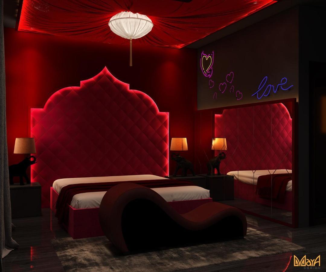 Love Hotel Ратьзя Экстерьер фото